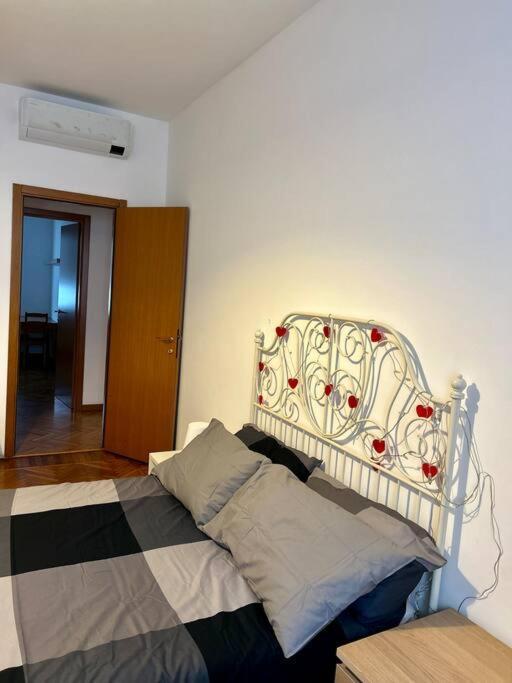 Porta Genova Suite Modern House Milán Exterior foto